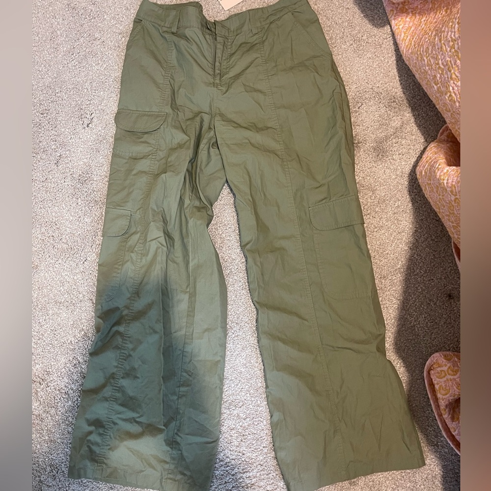green wild fable cargo pants